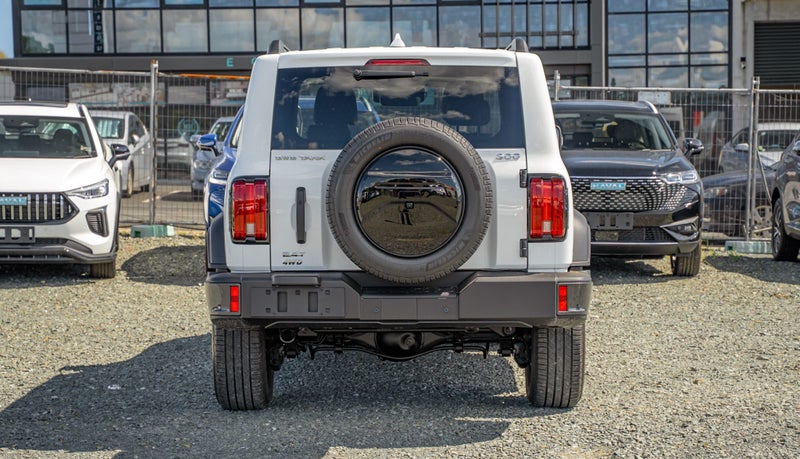 2026 GWM Tank 300 Ultra Diesel 2.4L 4x4 image 4