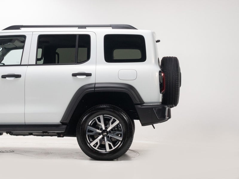 2026 GWM Tank 300 Ultra Petrol 2.0 image 5