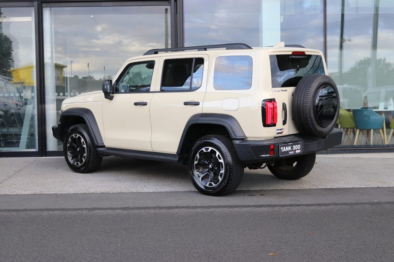 2026 GWM Tank 300 Ultra PHEV 4x4 Hi4-T - NZ New image 3
