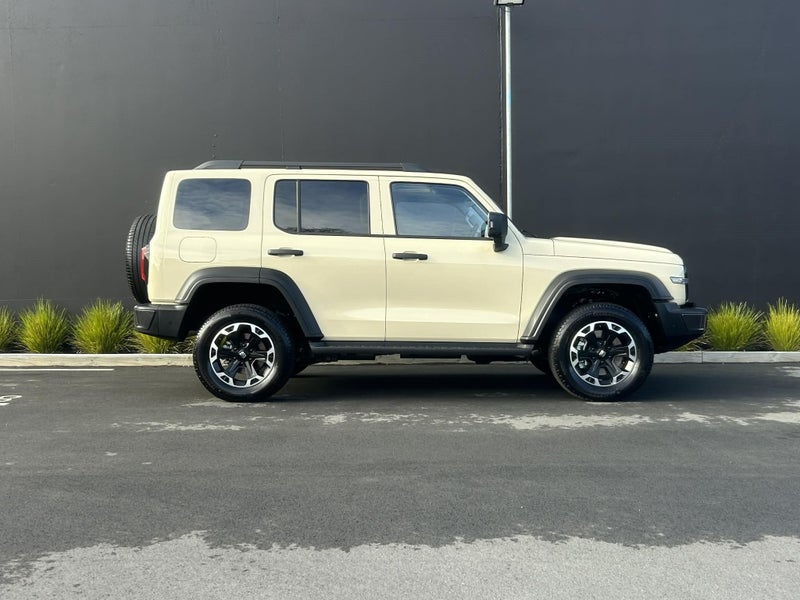 2026 GWM Tank 300 Ultra PHEV image 2