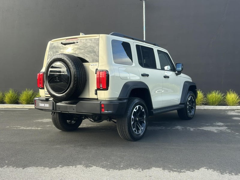 2026 GWM Tank 300 Ultra PHEV image 3