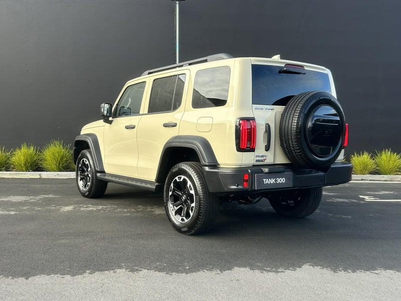 2026 GWM Tank 300 Ultra PHEV image 4