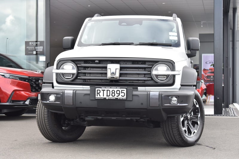2026 GWM Tank 300 ULTRA PHEV Hi-4T image 2