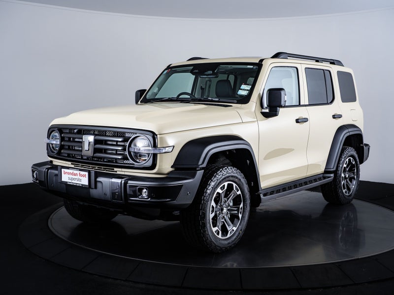 2026 GWM Tank 300 ULTRA V 2.0T Auto PHEV 4x4 image 3