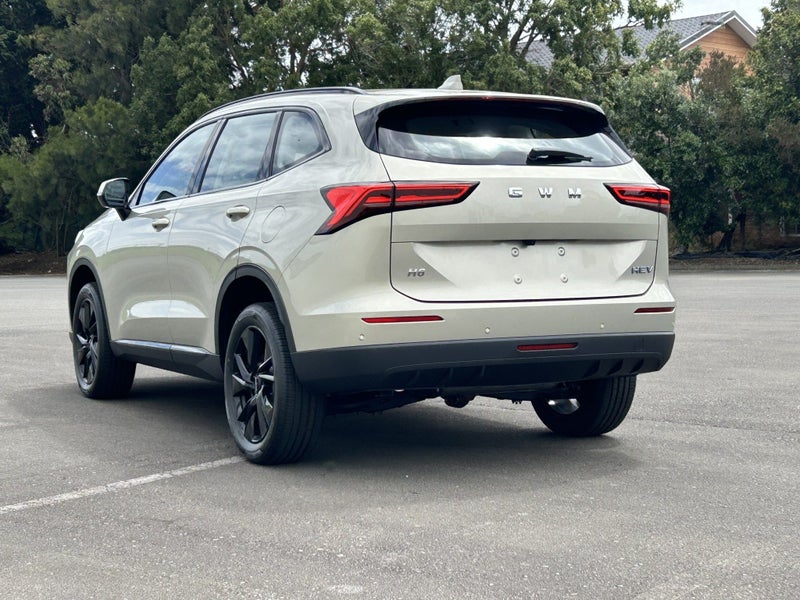 2026 Haval H6 Luxury Facelift Hybrid Lux 2Wd Hy... image 4