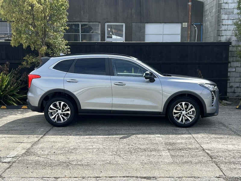 2026 Haval Jolion Lux image 2