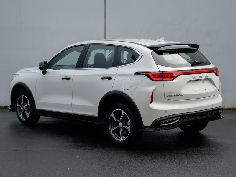 2026 Haval Jolion Premium 2WD 1.5P Hybrid 5Dr W... image 2