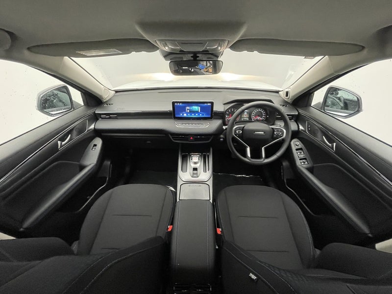 2026 Haval Jolion Premium Petrol Facelift image 2