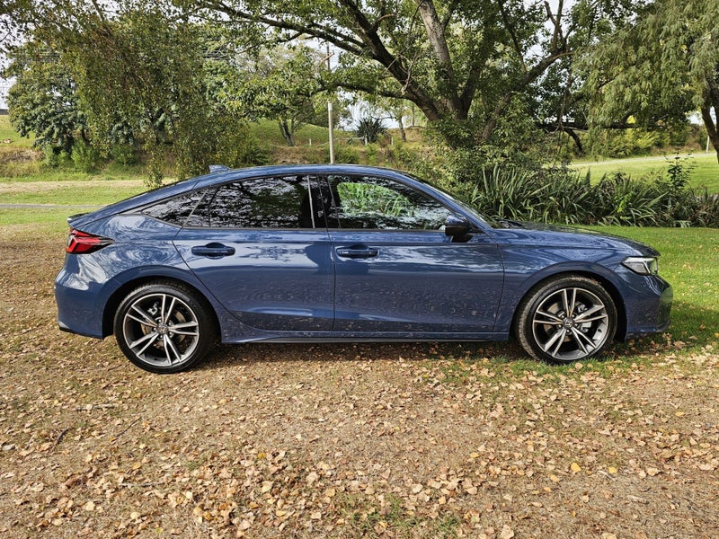 2026 Honda Civic SR 2.0PEH/HD image 2