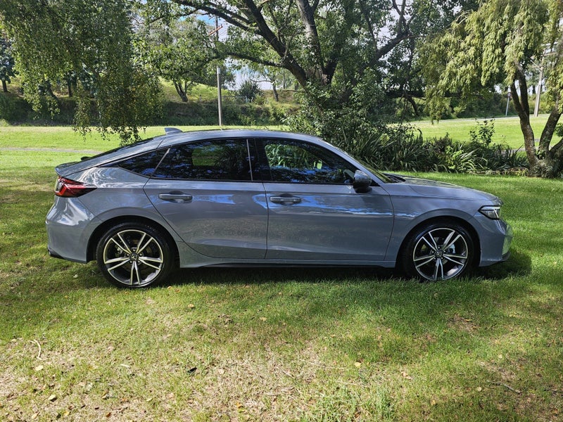 2026 Honda Civic SR 2.0PEH/HD image 2