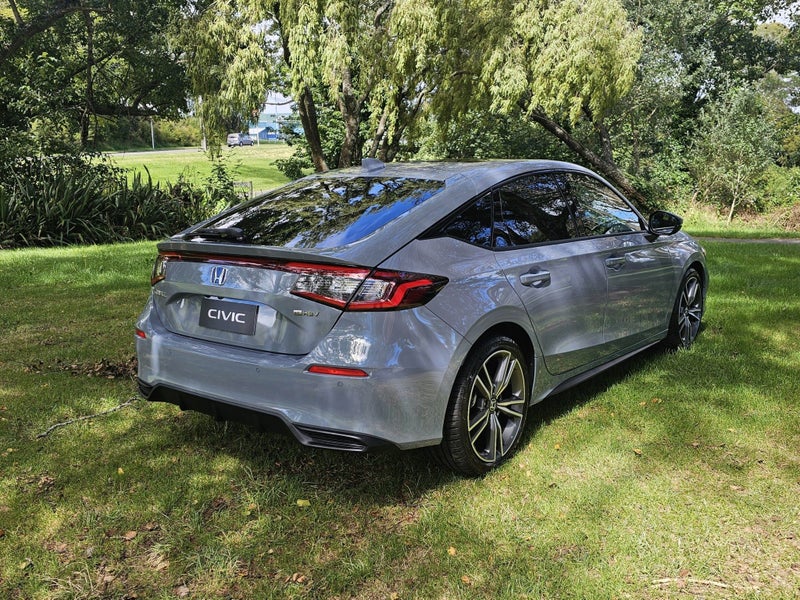 2026 Honda Civic SR 2.0PEH/HD image 3