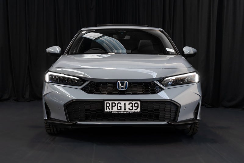 2026 Honda Civic SR Hybrid image 2
