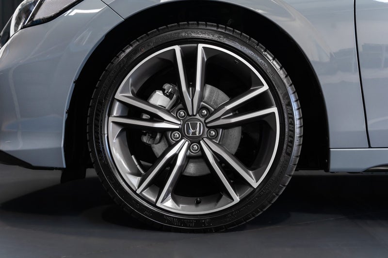 2026 Honda Civic SR Hybrid image 5