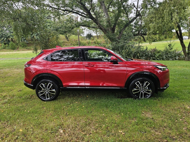 2026 Honda HR-V HR-V SPORT 1.5PH image 2