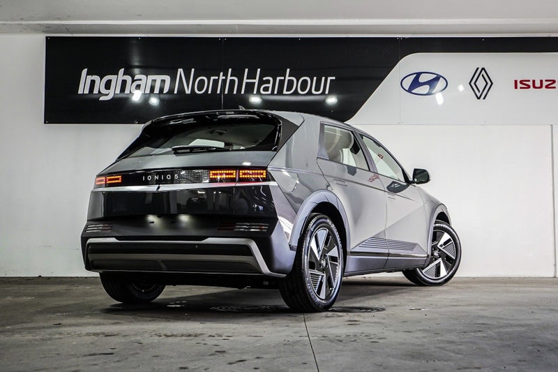 2026 Hyundai IONIQ 5 63 KWH 2WD ACTIVE SERIES 2 image 3