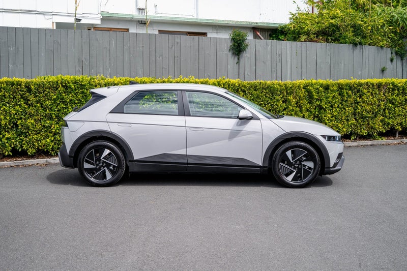 2026 Hyundai IONIQ 5 84 Active kWh 2WD Series I... image 2