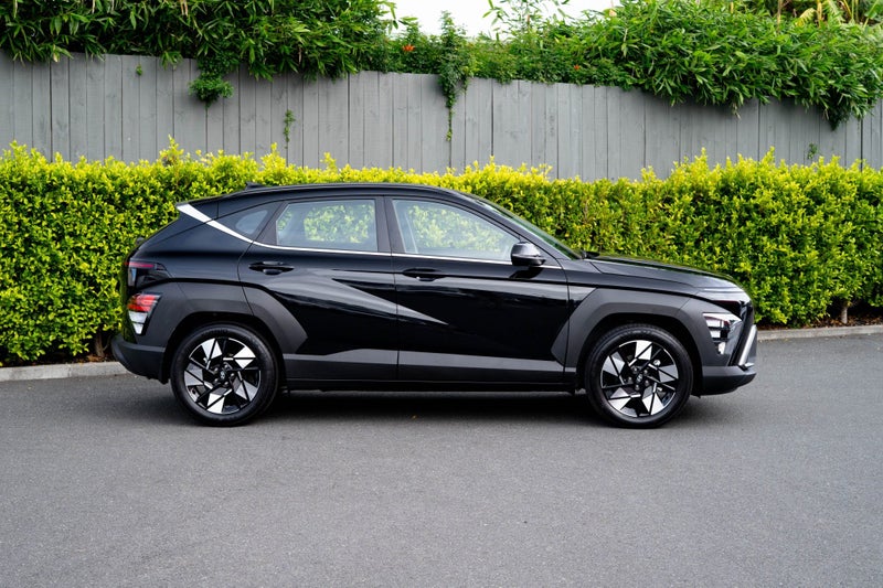 2026 Hyundai Kona Hybrid Active image 2