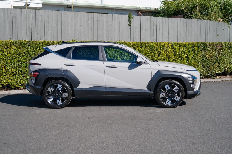 2026 Hyundai Kona Hybrid Active image 2