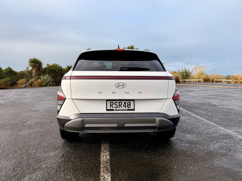 2026 Hyundai Kona Hybrid Elite image 3