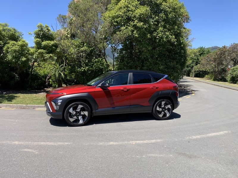 2026 Hyundai Kona Limited 2.0l. image 2