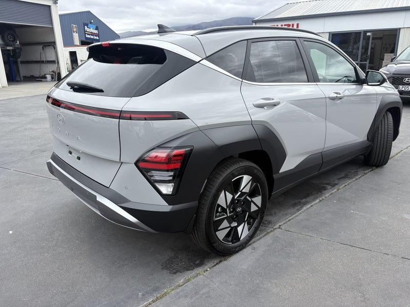 2026 Hyundai Kona SX2 2.0 Elite 2WD image 3