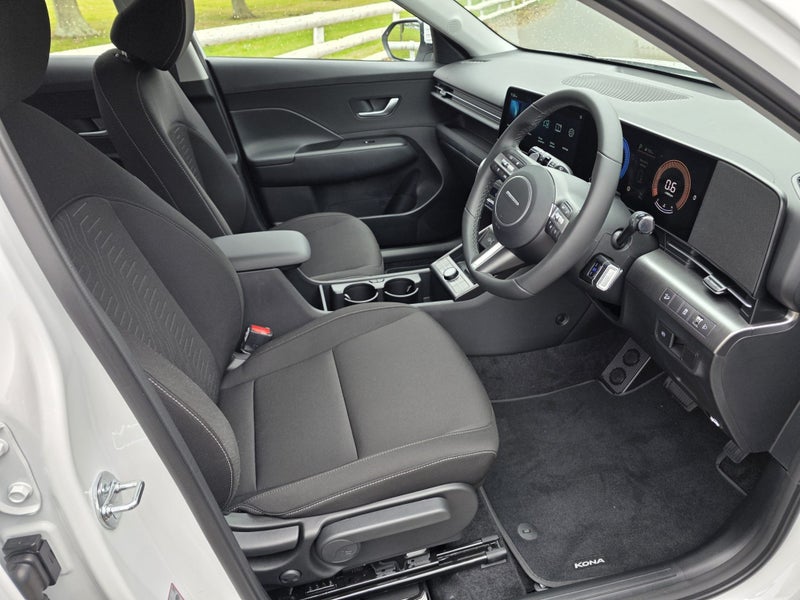 2026 Hyundai Kona SX2 Active SUV 2.0 2WD IVT image 5