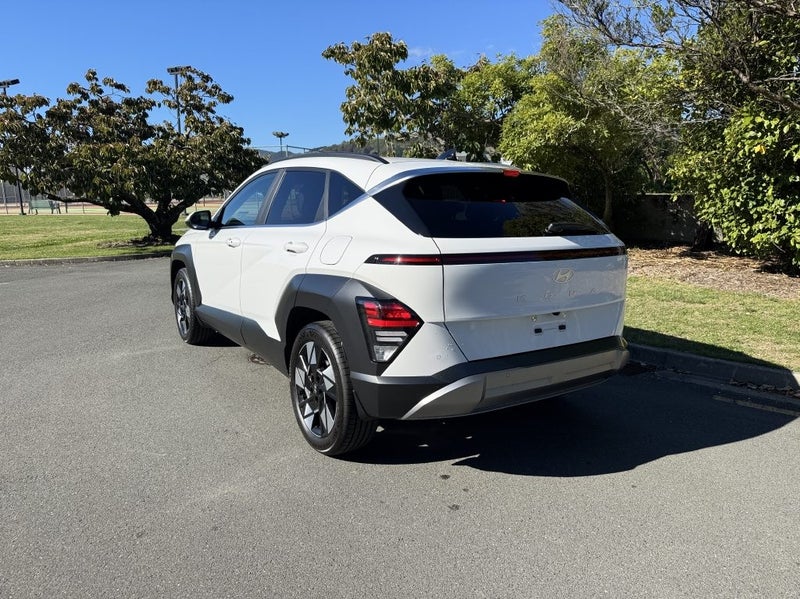 2026 Hyundai Kona SX2 Elite 2.0 image 3