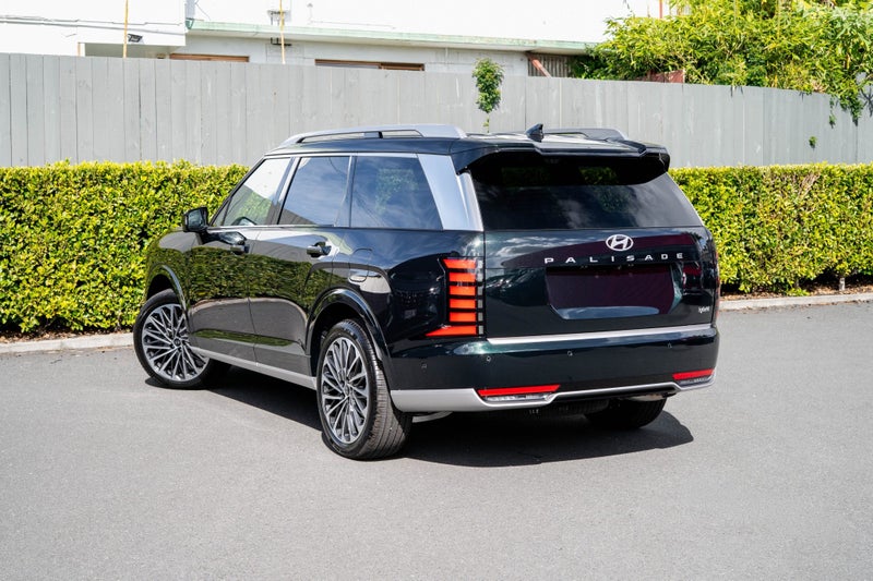 2026 Hyundai Palisade 2.5T Calligraphy AWD Hybr... image 3