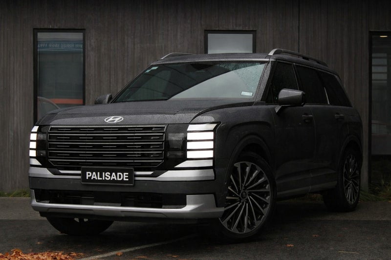 2026 Hyundai Palisade Calligraphy 2.5T Hev image 2