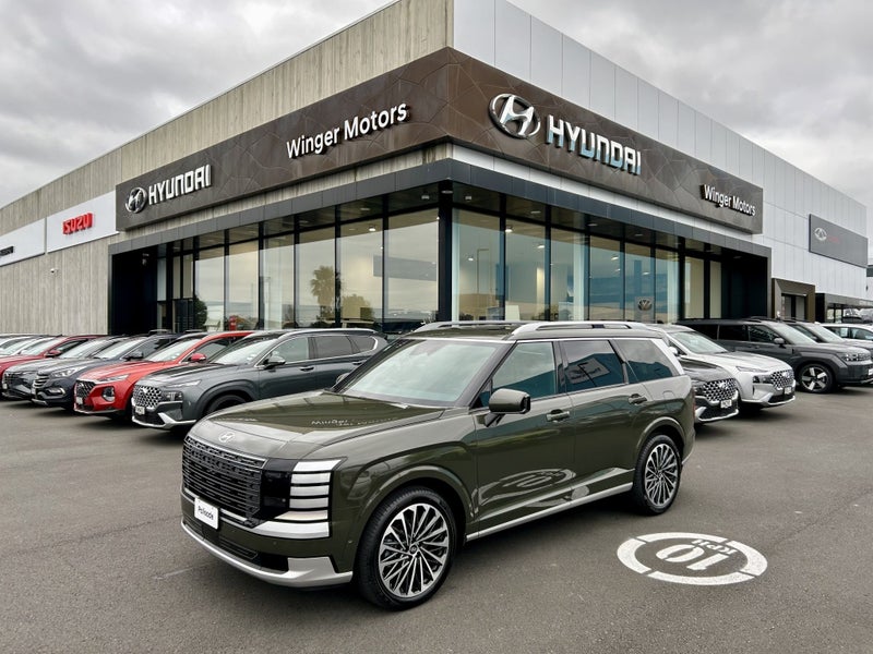 2026 Hyundai Palisade LX3 2.5T HEV Calligraphy... image 2