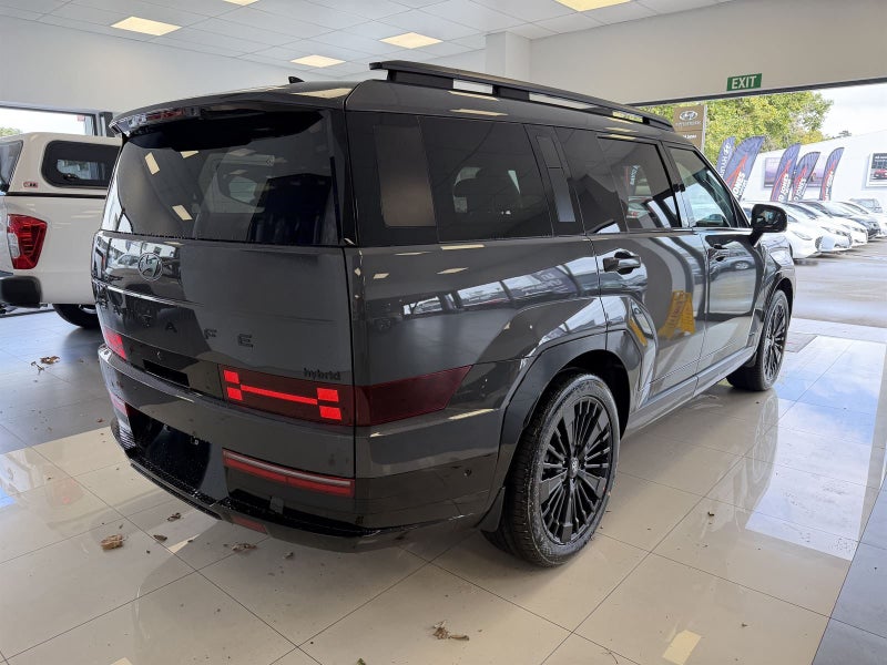 2026 Hyundai Santa Fe Calligraphy 1.6T Hyb image 3