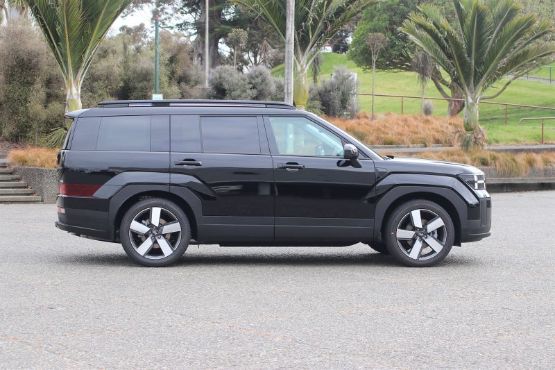 2026 Hyundai Santa Fe Elite 1.6T Hybrid image 3
