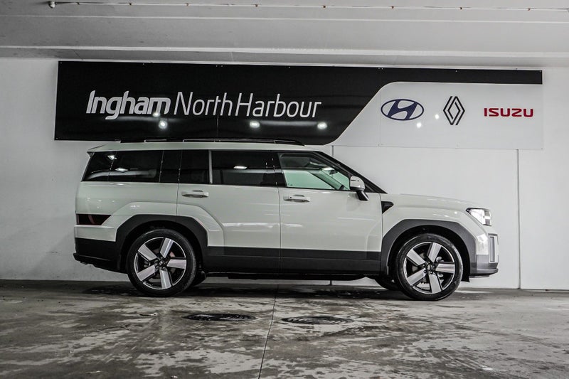 2026 Hyundai Santa Fe ELITE 1.6T HYBRID AWD image 2