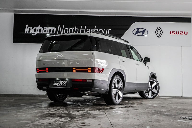 2026 Hyundai Santa Fe ELITE 1.6T HYBRID AWD image 3