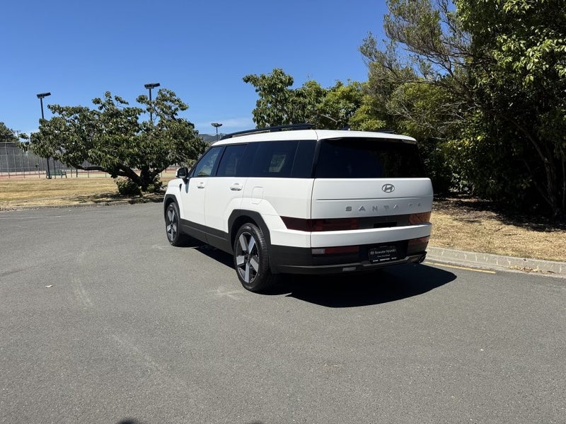 2026 Hyundai Santa Fe Elite 2.5T image 3