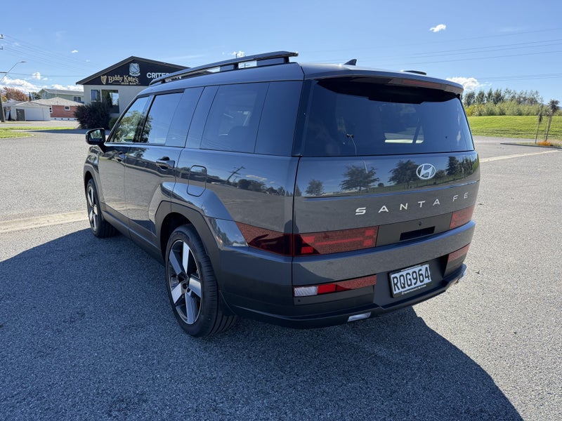 2026 Hyundai Santa Fe FE 2.5T Elite AWD - image 4