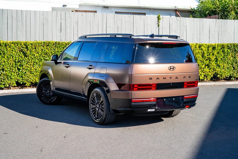 2026 Hyundai Santa Fe Hybrid Calligraphy 7S SUV... image 3