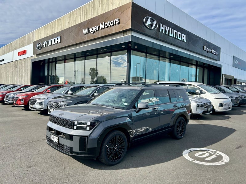 2026 Hyundai Santa Fe Hybrid Calligraphy 7S SUV... image 2