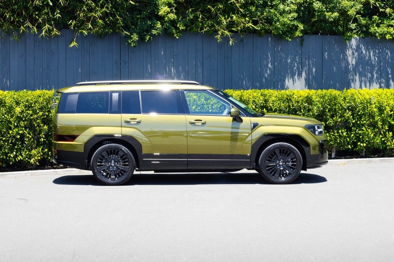 2026 Hyundai Santa Fe MX5 Calligraphy HEV6S image 2