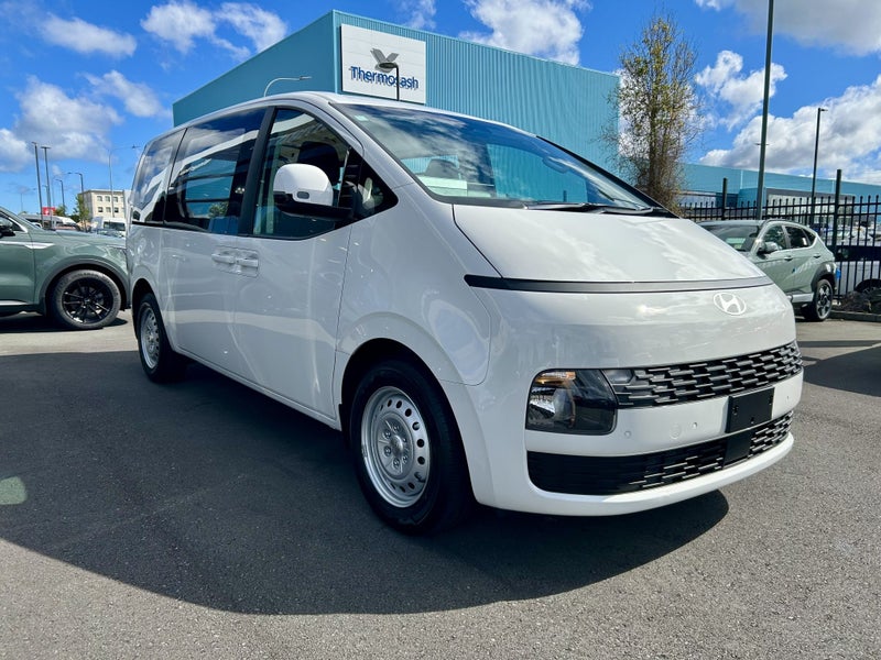 2026 Hyundai Staria 1.6T Hybrid 2WD 6AT Series 2 image 4