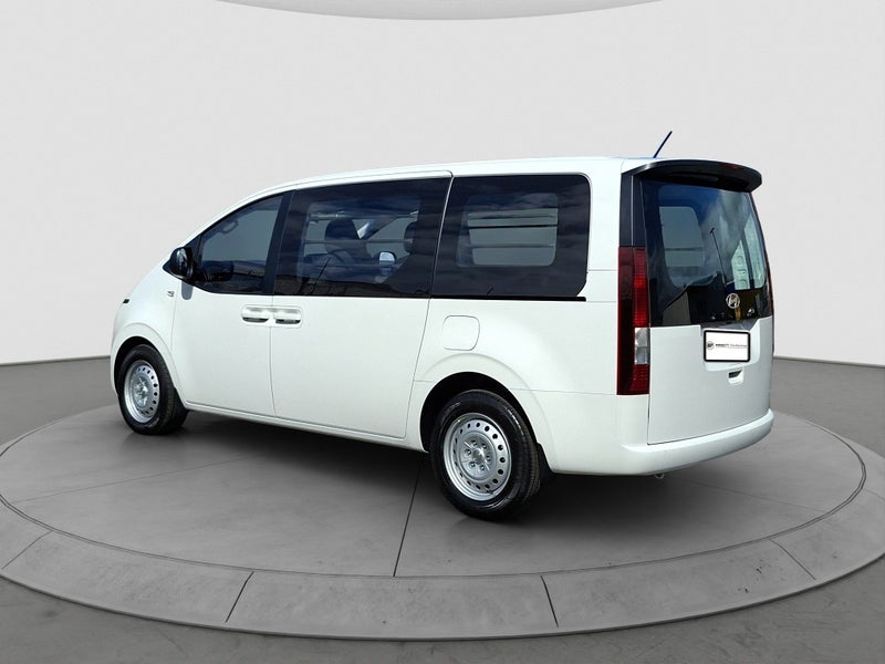 2026 Hyundai Staria LOAD 2.2D 5S - CREAMY WHITE image 2