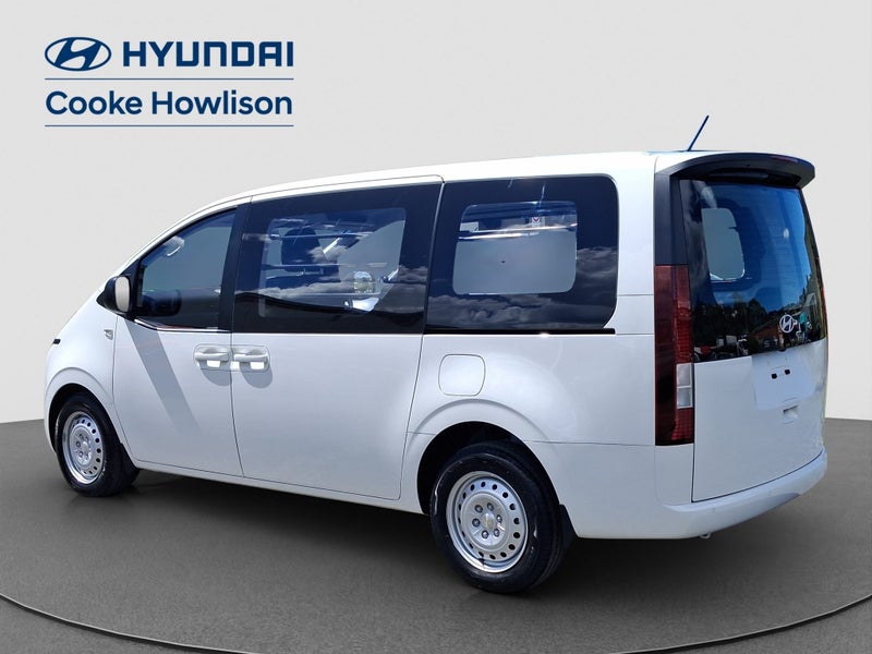 2026 Hyundai Staria Load 2.2D 8AT image 5