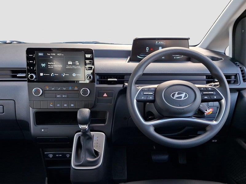 2026 Hyundai Staria LOAD 2.2D BARN DOORS - CREA... image 3