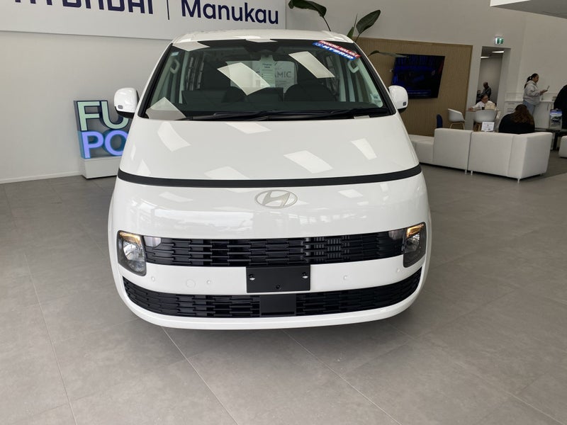 2026 Hyundai Staria Load Hybrid 1.6Pht/6At image 2