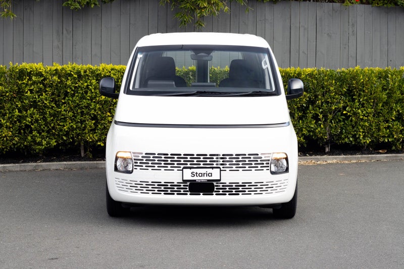 2026 Hyundai Staria LOAD Panel Van 2.2D 2WD 8AT image 3