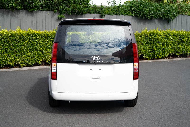 2026 Hyundai Staria LOAD Panel Van 2.2D 2WD 8AT image 4