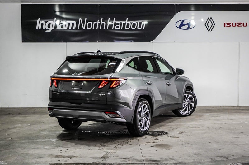 2026 Hyundai Tucson 1.6T HEV LIMITED AWD image 3