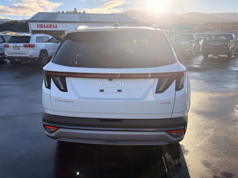 2026 Hyundai Tucson 1.6T Hybrid Elite AWD image 4