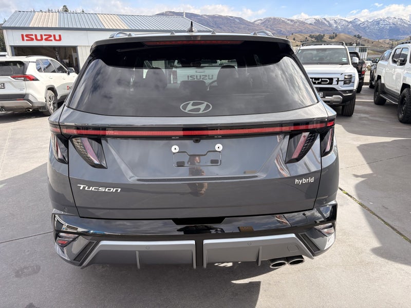 2026 Hyundai Tucson 1.6T Hybrid Limited N-Line AWD image 4