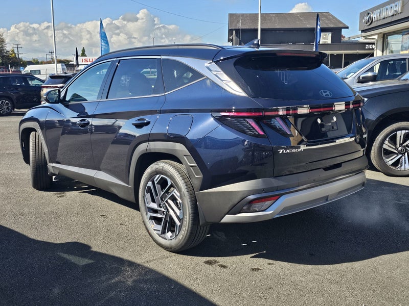 2026 Hyundai Tucson Hybrid Elite image 4